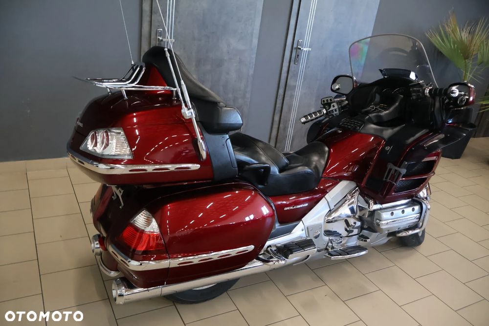 Honda GL - 12