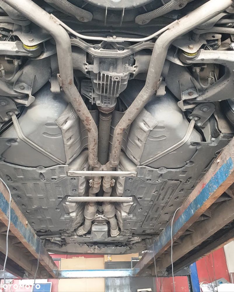 Audi A8 - 9