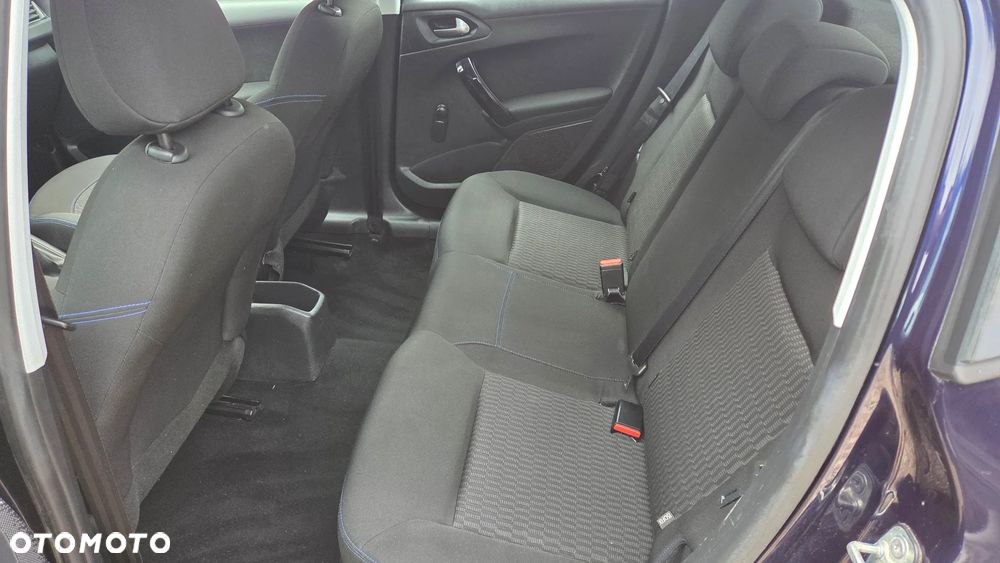 Peugeot 208 1.2 VTi Access - 6