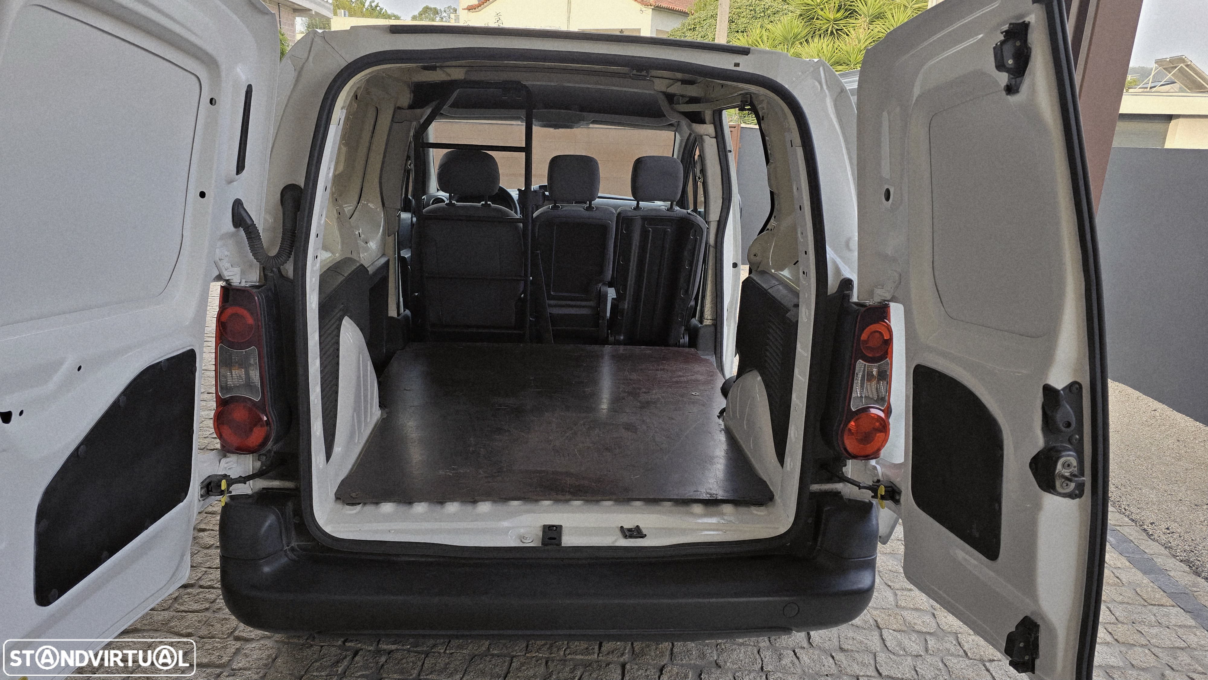Peugeot Partner 1.6 HDi 90cv (3Lugares) - 10