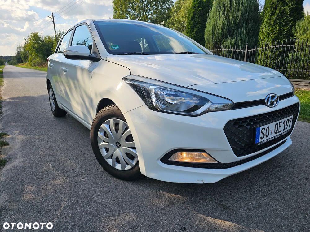 Hyundai i20 1.2 Select - 26