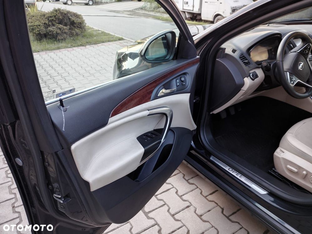 Opel Insignia 2.0 CDTI Cosmo S&S - 12
