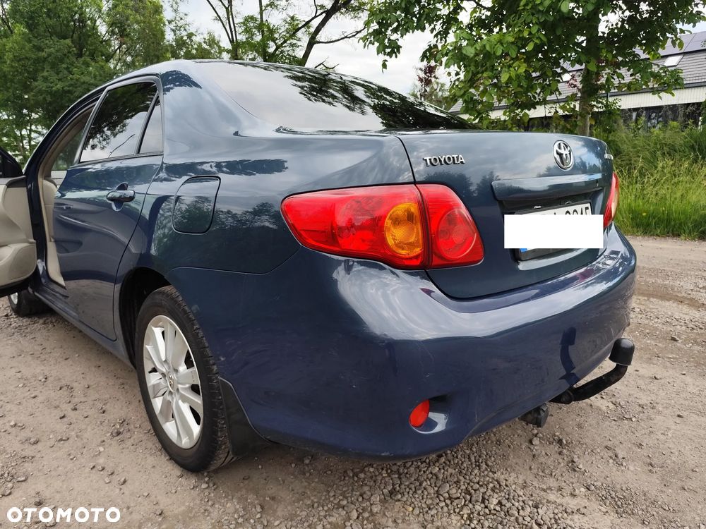 Toyota Corolla 1.6 VVT-i Premium Start - 17