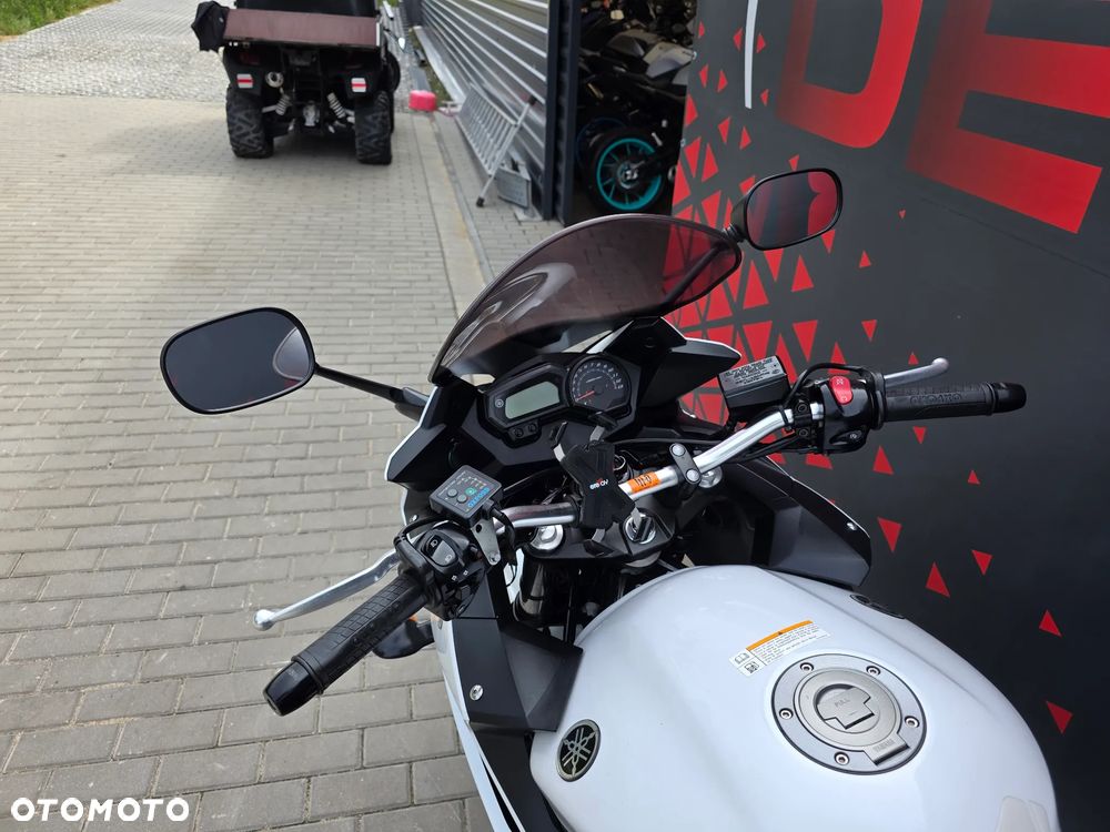 Yamaha XJ - 18