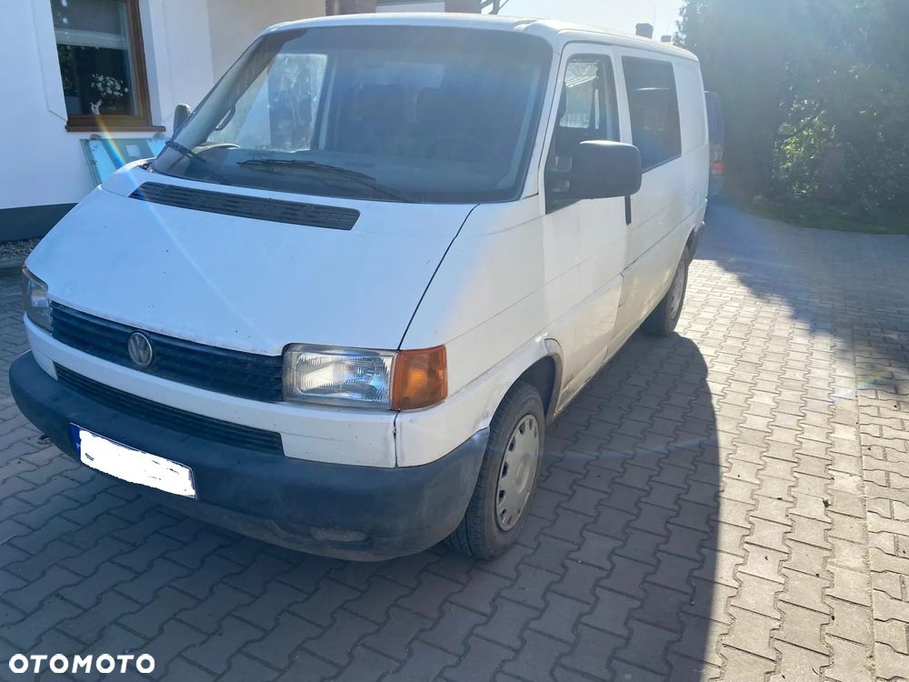 Volkswagen Transporter - 1