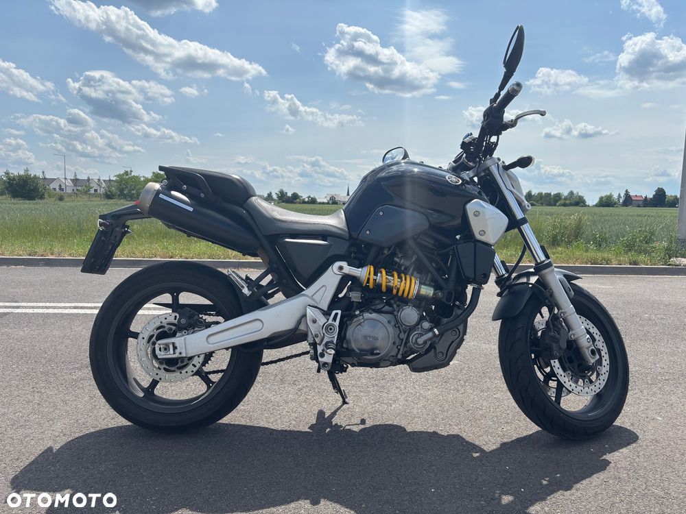 Yamaha MT - 2
