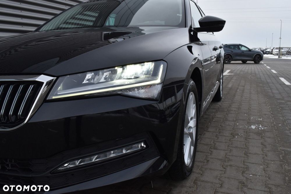 Skoda Superb 2.0 TDI SCR Ambition DSG - 35