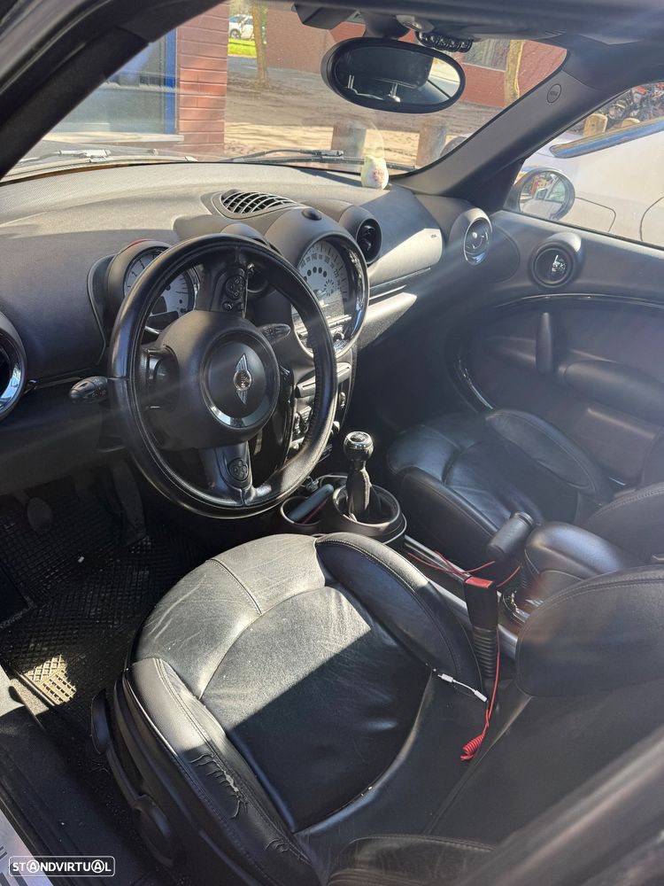 MINI Countryman Cooper D - 16