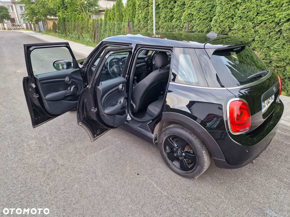 MINI ONE Essential Trim - 21