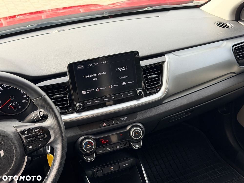 Kia Stonic 1.2 L - 14