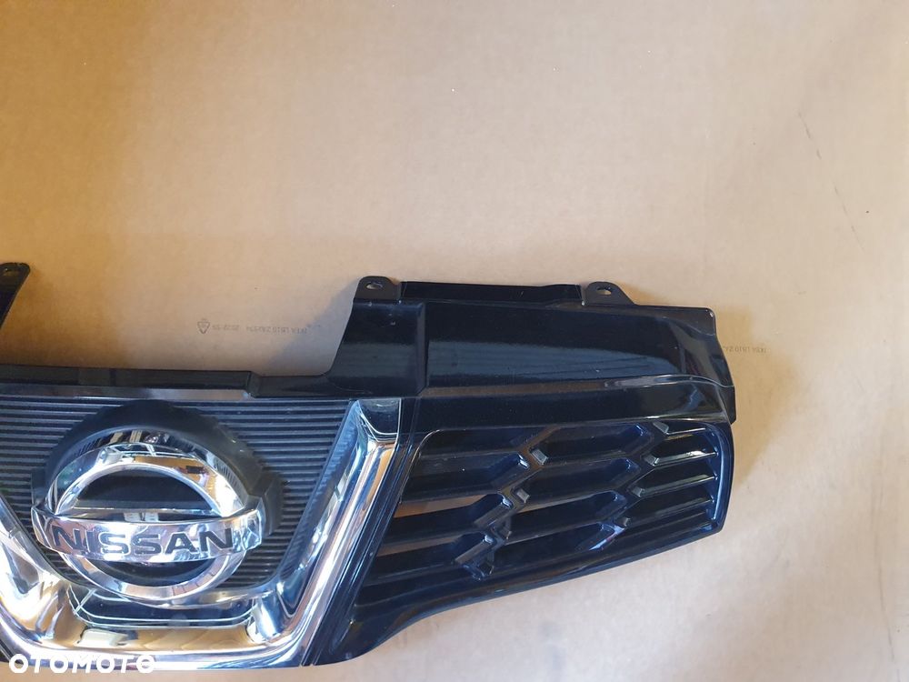 GRILL ATRAPA NISSAN QASHQAI J10 LIFT KAMERA - 5