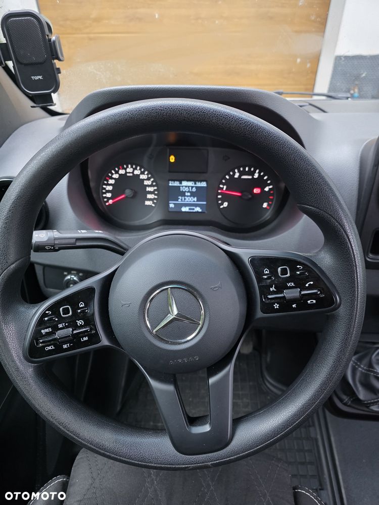 Mercedes-Benz Sprinter - 6