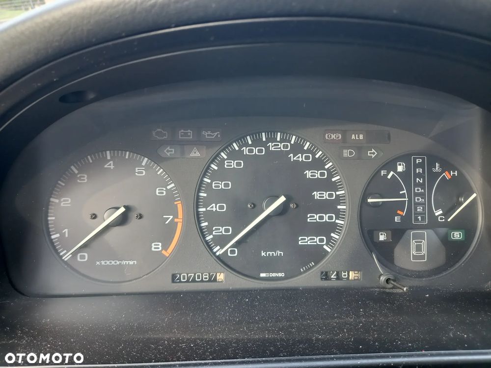Honda Accord 2.2i-16 EX - 8