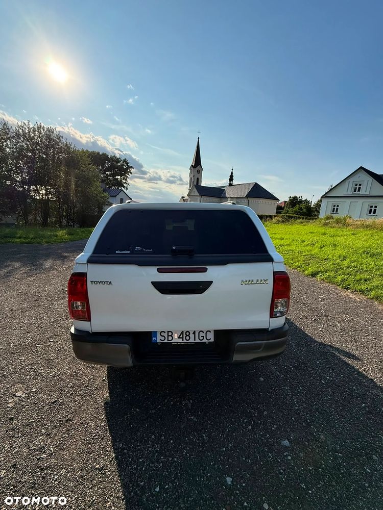 Toyota Hilux 2.4 D-4D Double Cab DLX 4x4 - 10