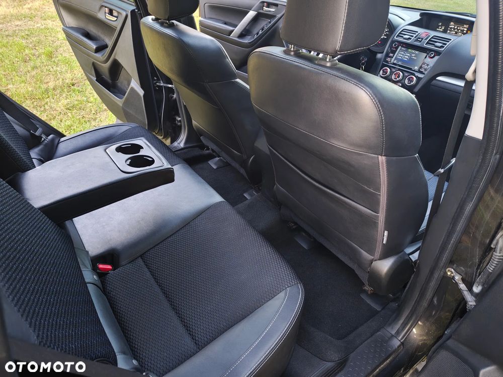 Subaru Forester 2.0 XT Comfort Lineartronic - 33