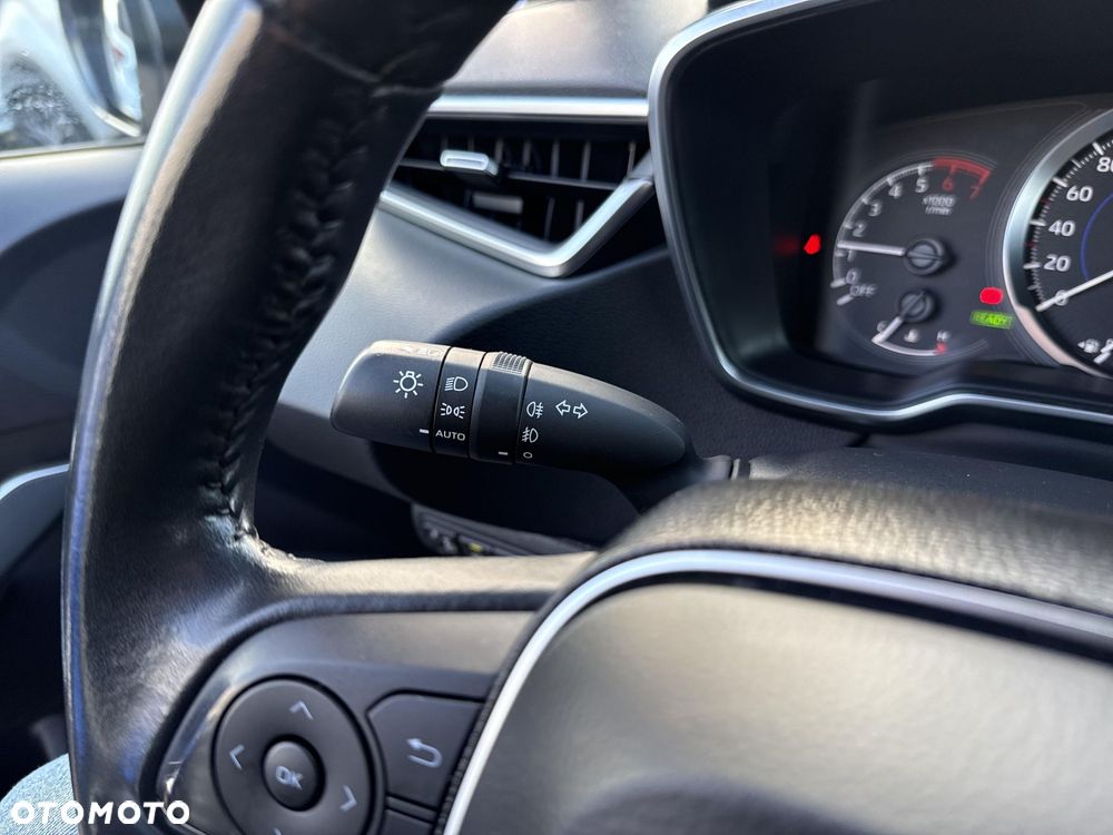 Toyota Corolla 1.8 Hybrid Comfort - 19