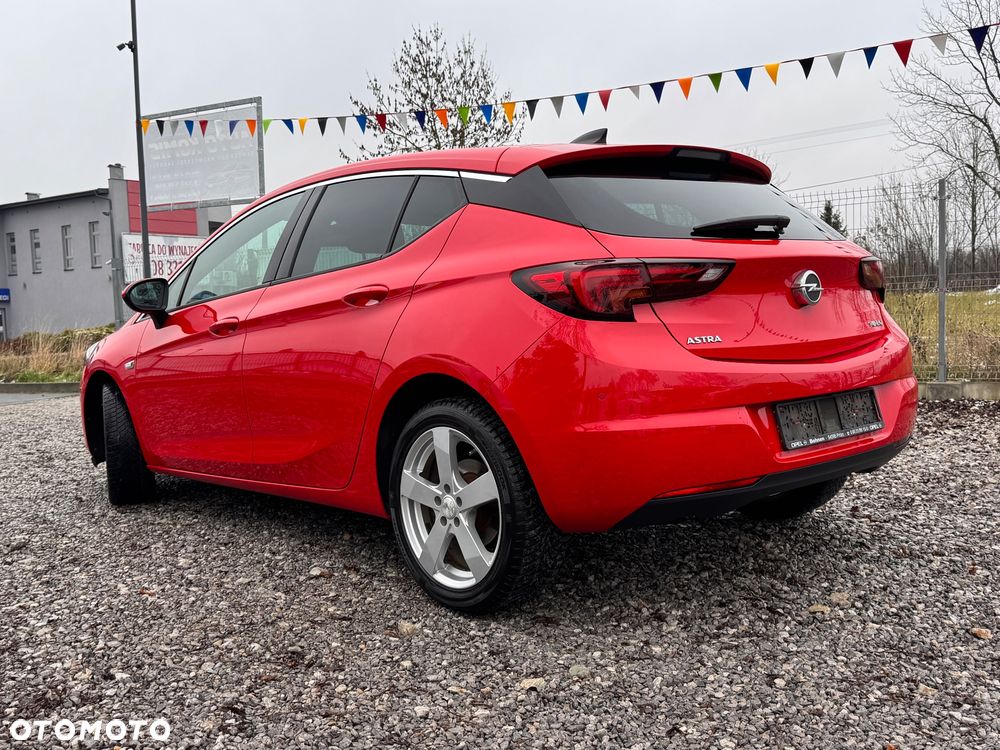 Opel Astra 1.4 Turbo Innovation - 17