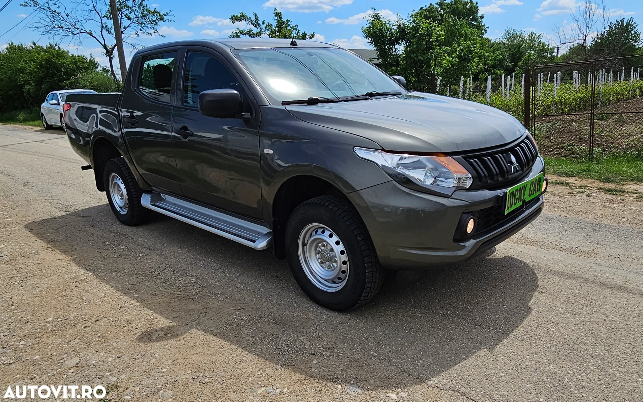 Mitsubishi L200 - 3