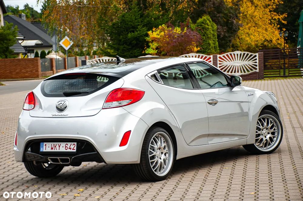 Hyundai Veloster 1.6 blue Premium - 11