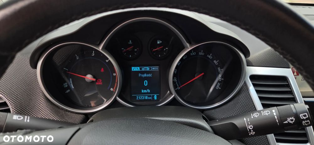 Chevrolet Cruze 1.7TD LT+ - 25