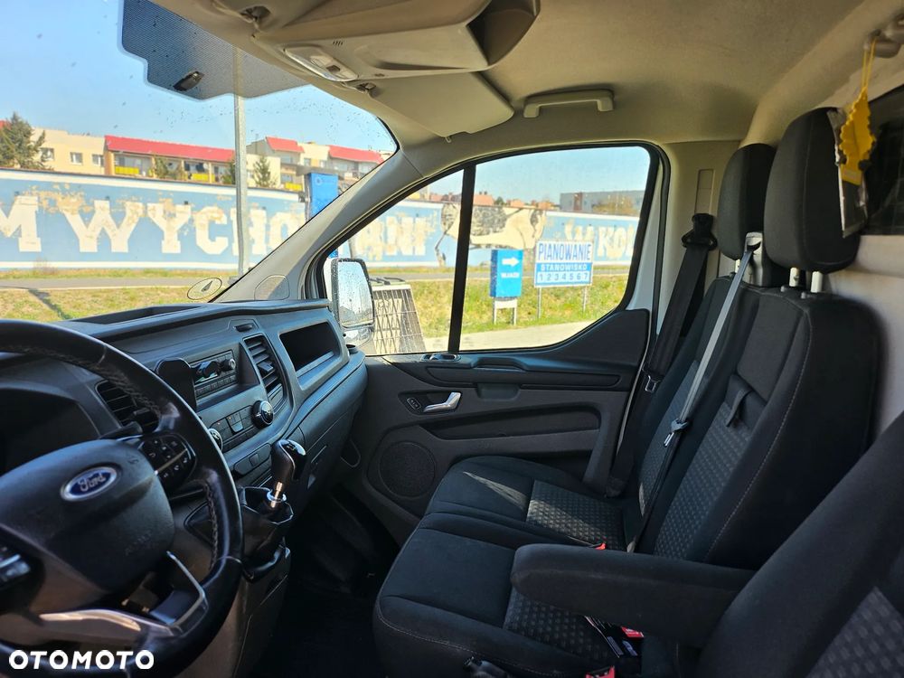 Ford Transit custom - 12