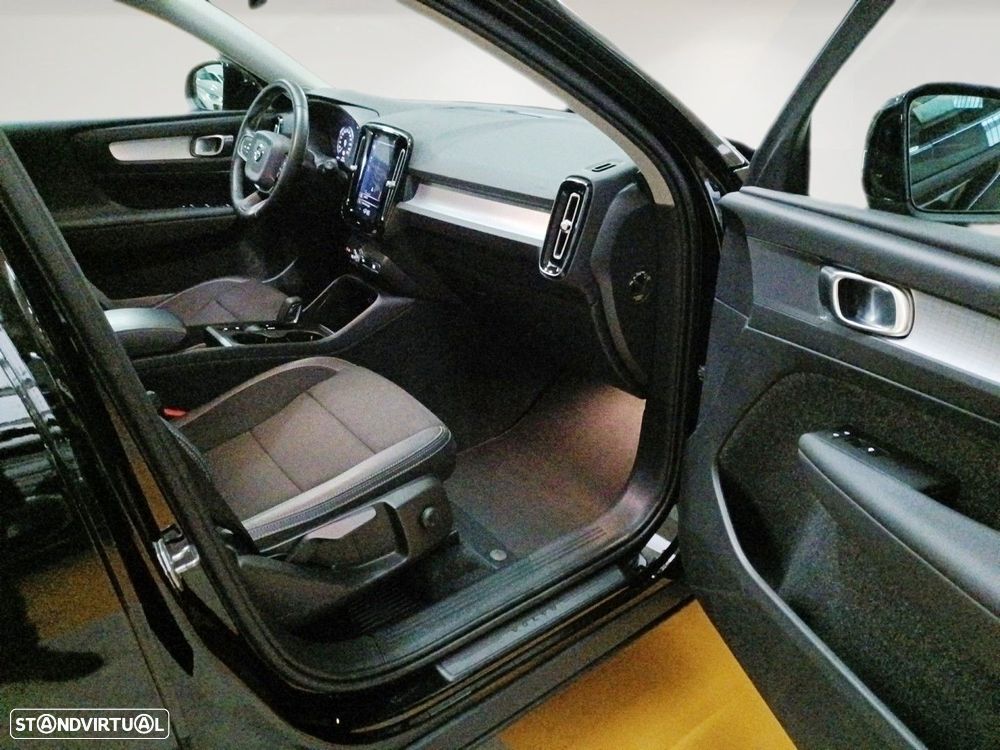 Volvo XC 40 1.5 T5 PHEV Momentum Plus - 7