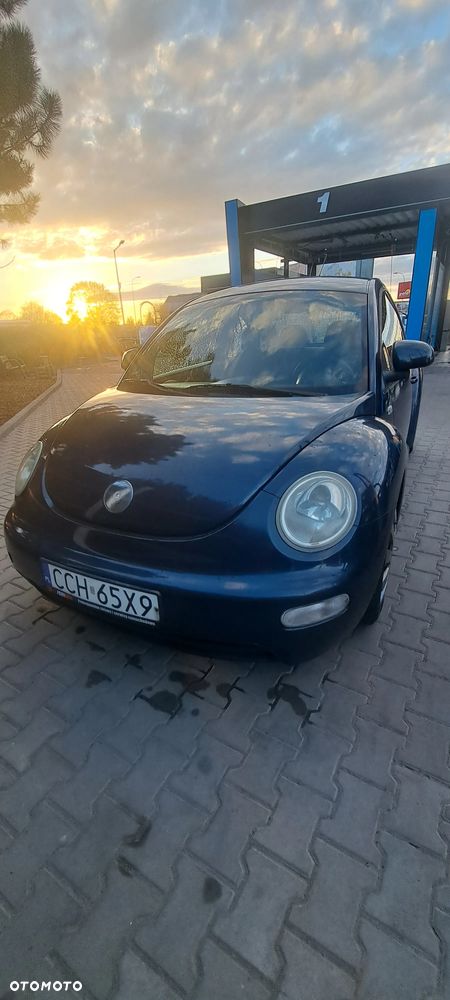 Volkswagen New Beetle - 2