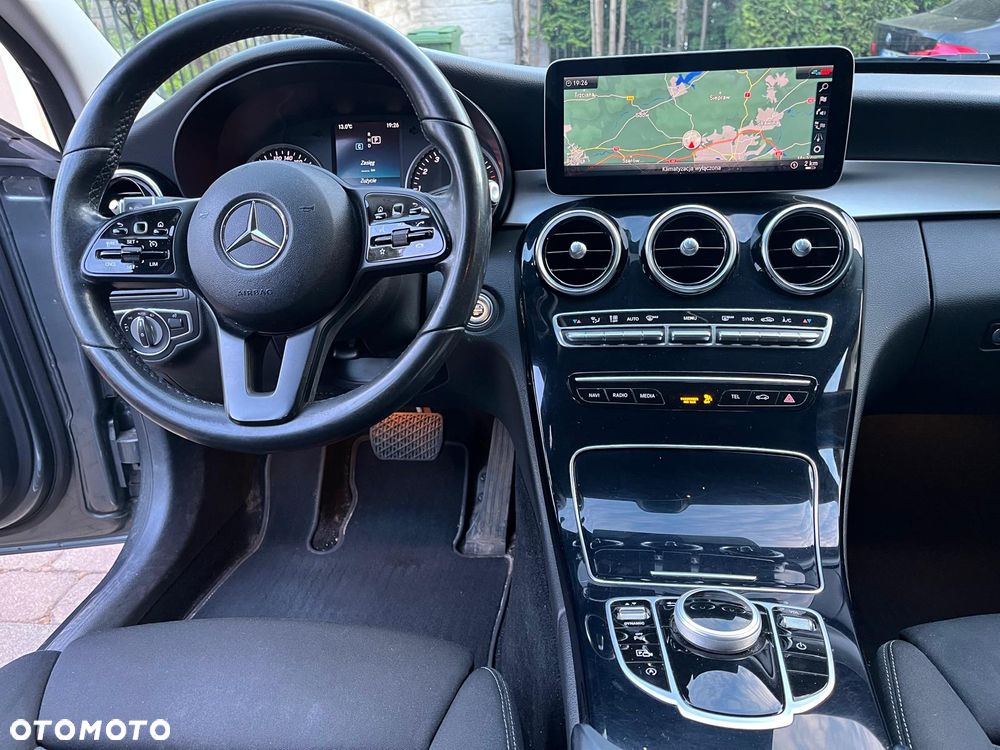 Mercedes-Benz Klasa C 200 4MATIC 9G-TRONIC - 11