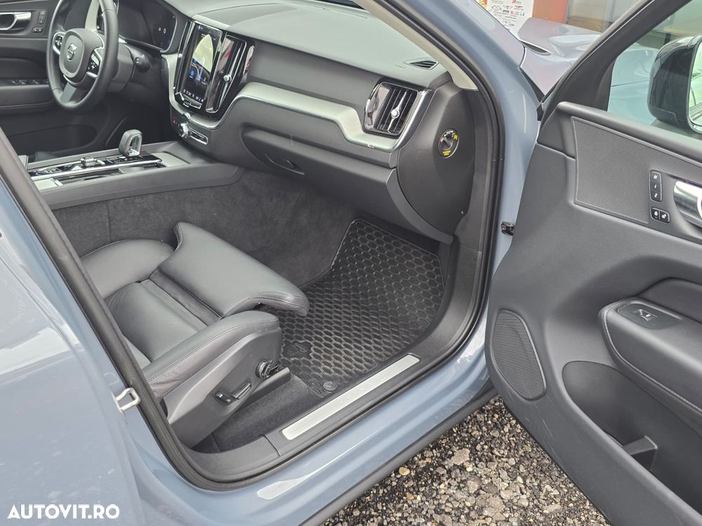 Volvo XC 60 B4 MHEV Inscription - 22