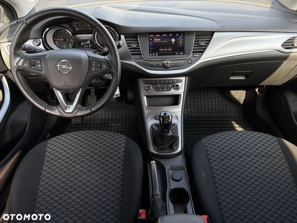 Opel Astra 1.2 T Edition S&S - 10