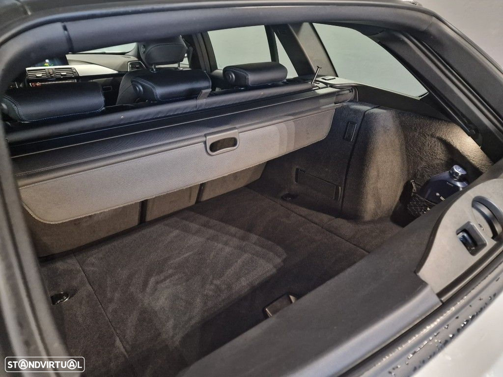 BMW 318 i Touring Pack M Auto - 19