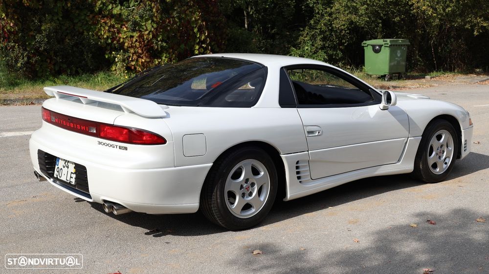 Mitsubishi 3000 GT - 11