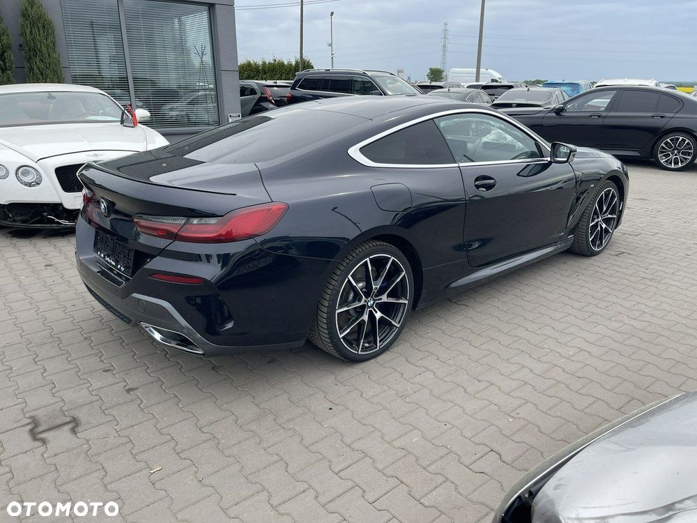 BMW Seria 8 840d xDrive mHEV - 4