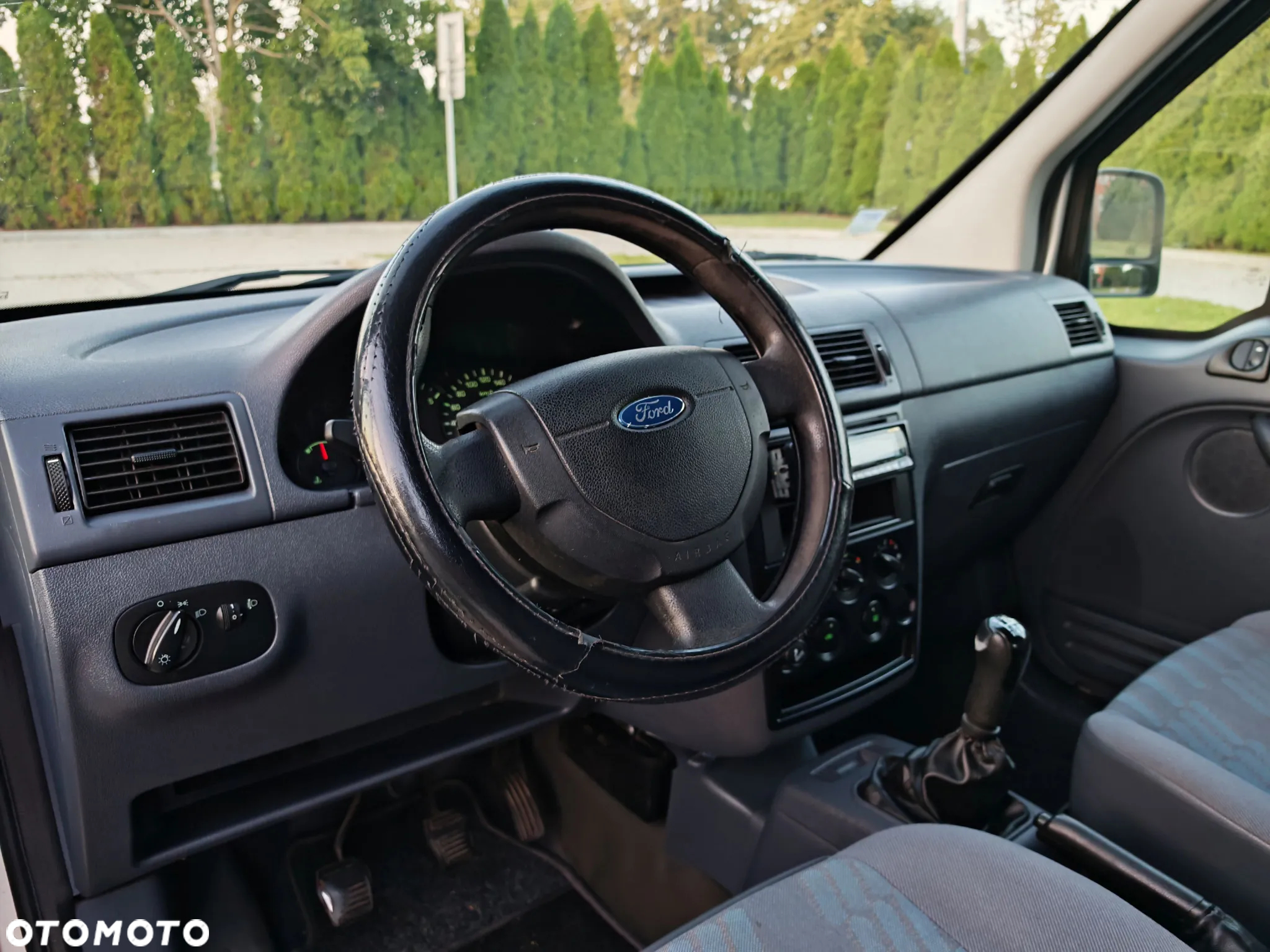 Ford Transit Connect 220 SWB Van - 16