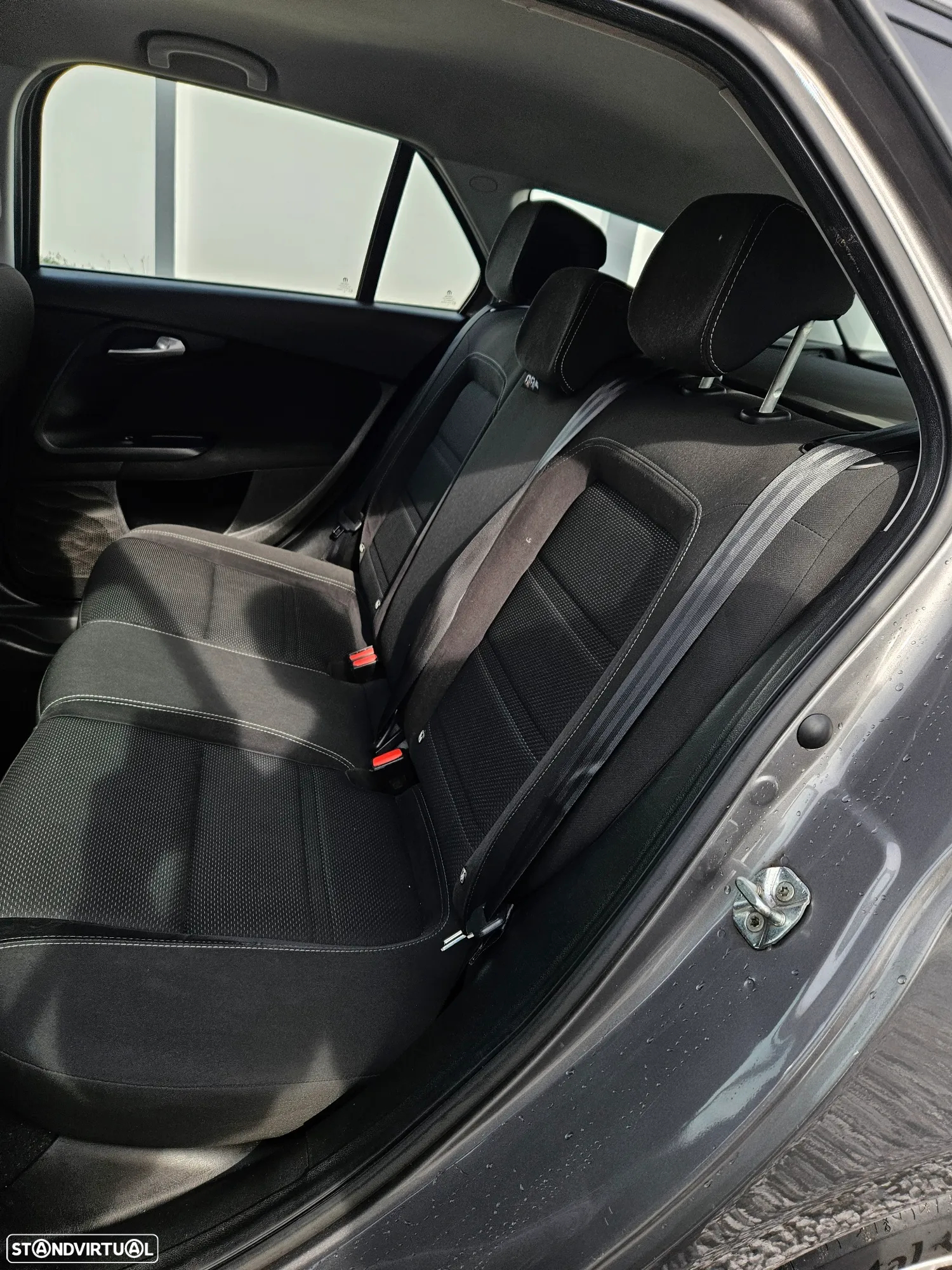 Fiat Tipo Station Wagon 1.3 M-Jet Lounge Tech J17 - 12