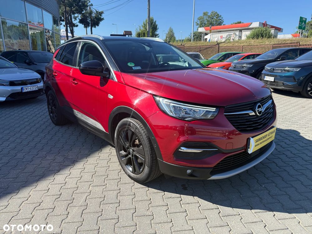 Opel Grandland X 1.6 T Design&Tech S&S - 3