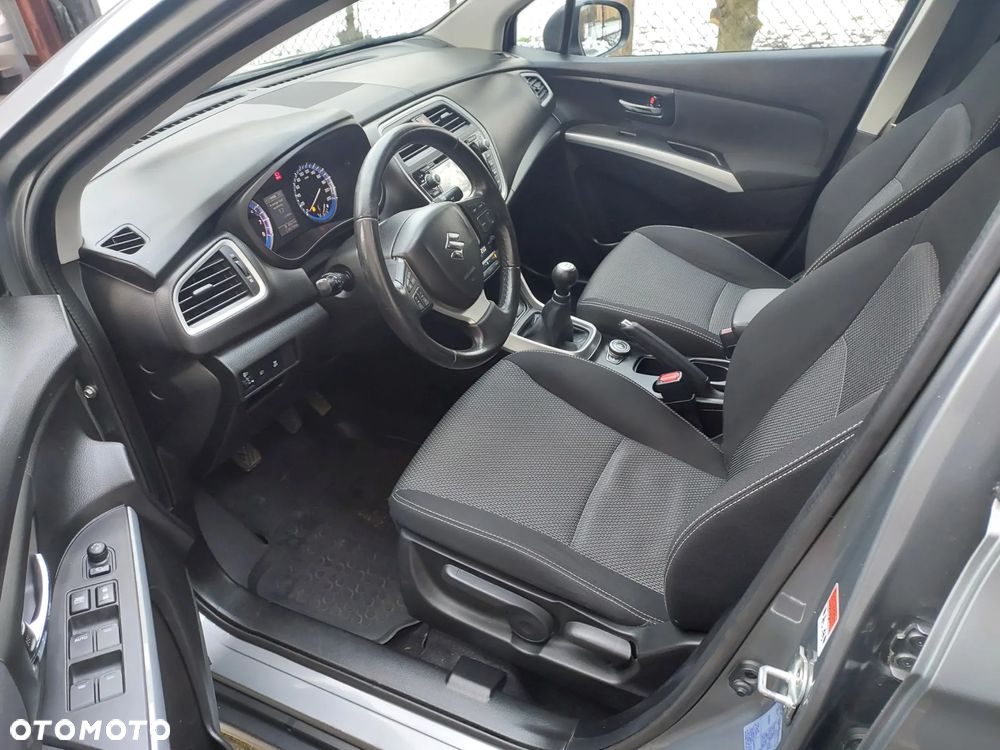 Suzuki SX4 1.6 Comfort Plus 4WD - 5