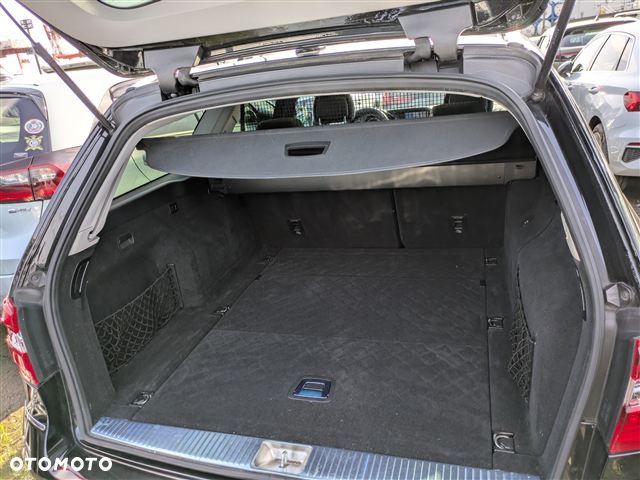 Mercedes-Benz Klasa E 300 4Matic 7G-TRONIC Avantgarde - 12