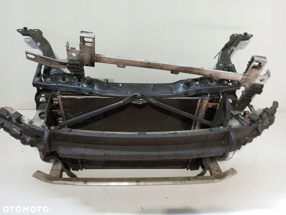 Pas przedni chłodnice MINI F56