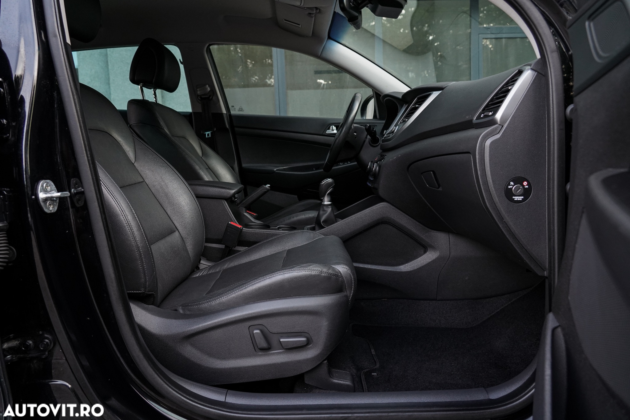 Hyundai Tucson blue 1.7 CRDi 2WD DCT Premium - 11