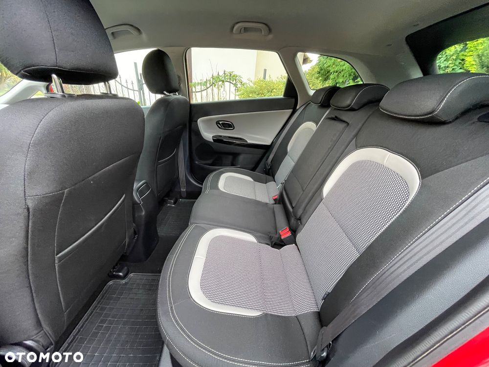 Kia Ceed SW 1.4 Vision - 12