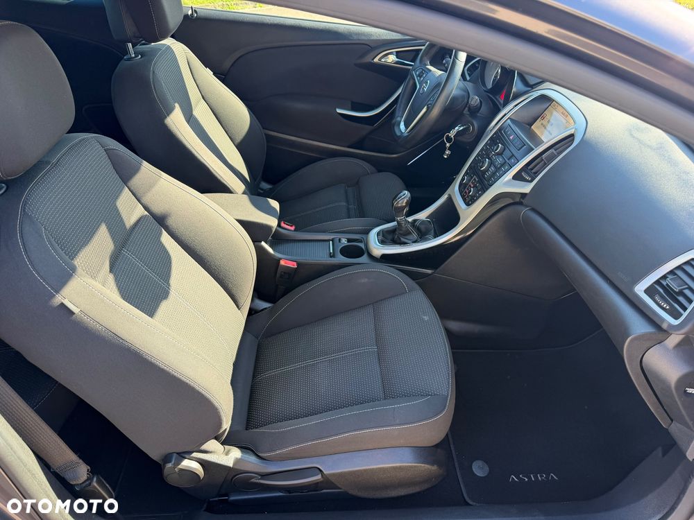 Opel Astra 1.4 Turbo - 31