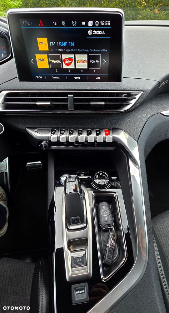 Peugeot 3008 1.6 PureTech GPF GT Line S&S EAT8 - 34