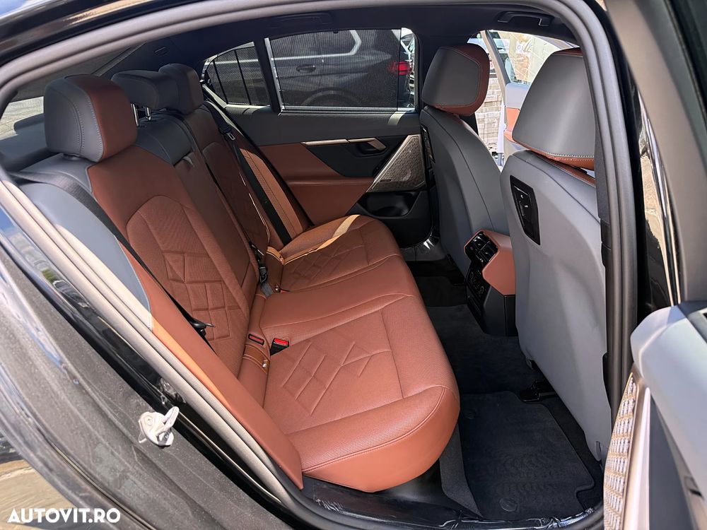 BMW Seria 5 550e xDrive AT PHEV - 7