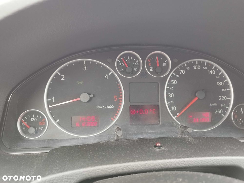 Audi A6 Avant - 7