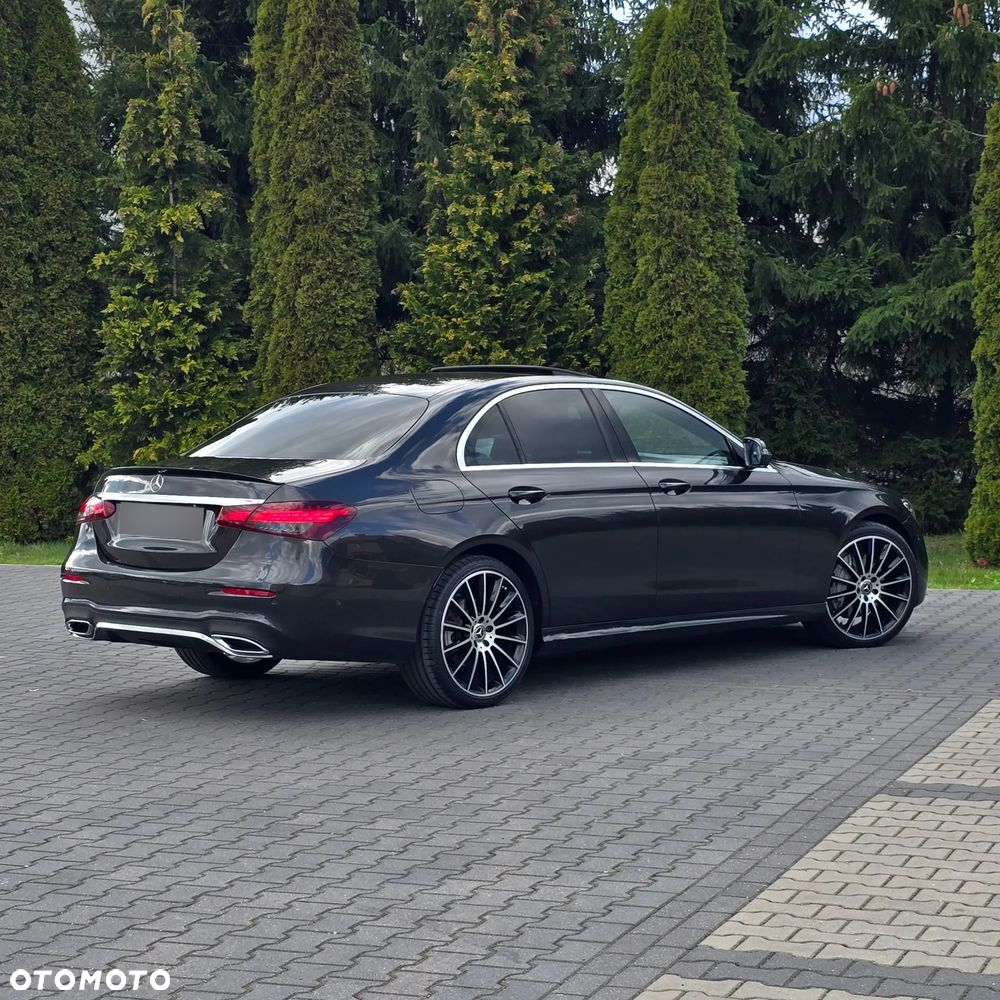 Mercedes-Benz Klasa E 220 d T 9G-TRONIC AMG Line - 16