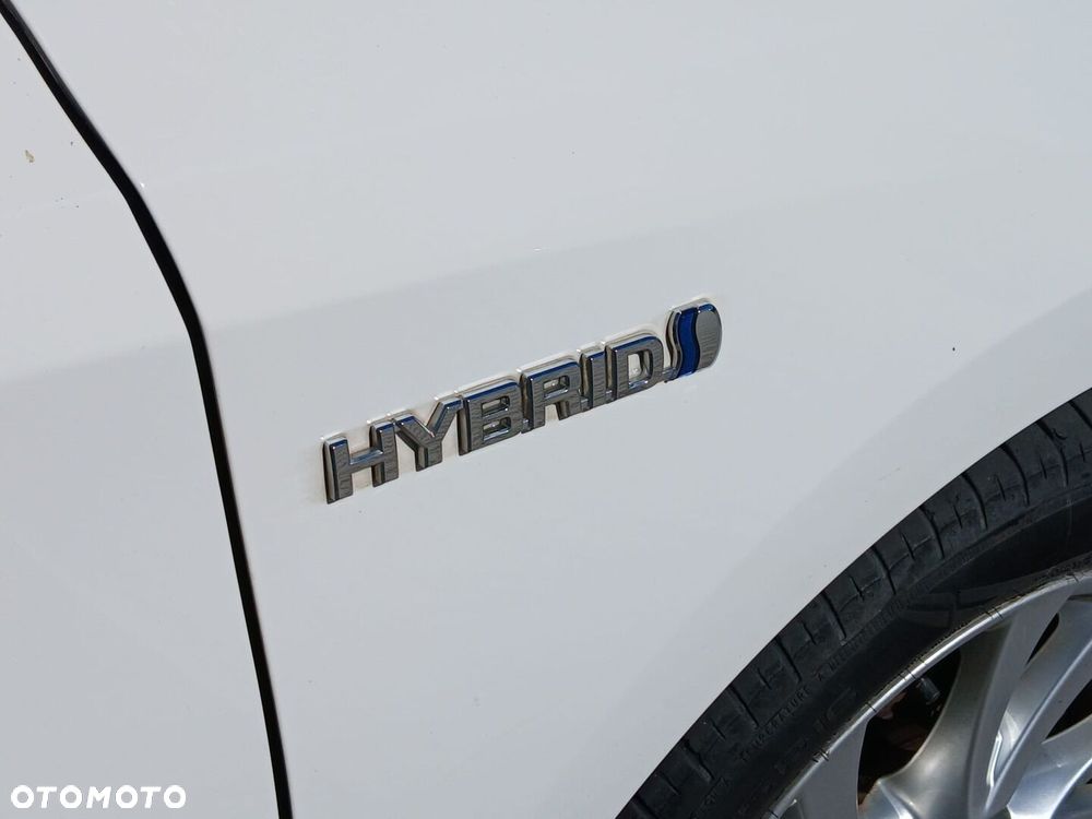 Toyota Auris Hybrid 135 Premium - 34