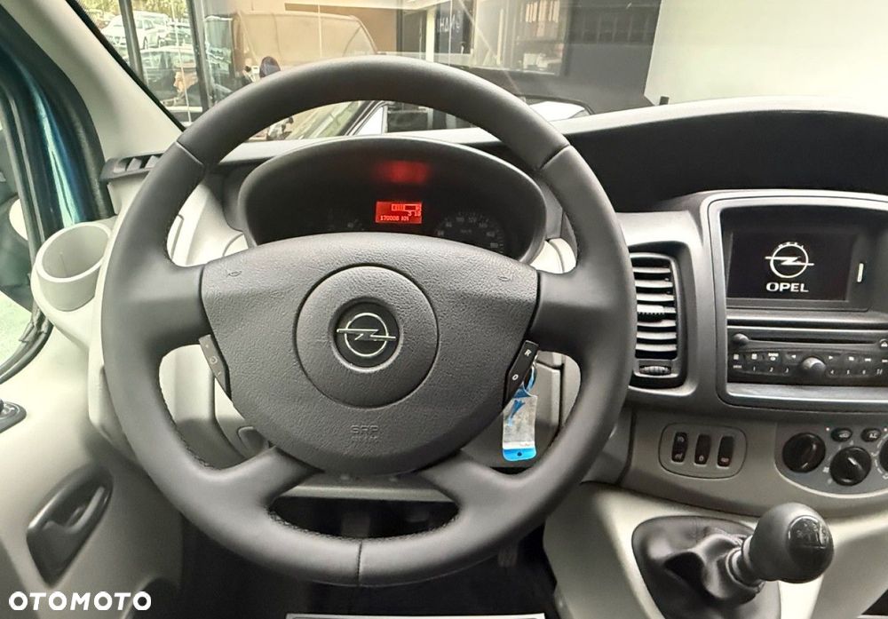 Opel Vivaro - 23