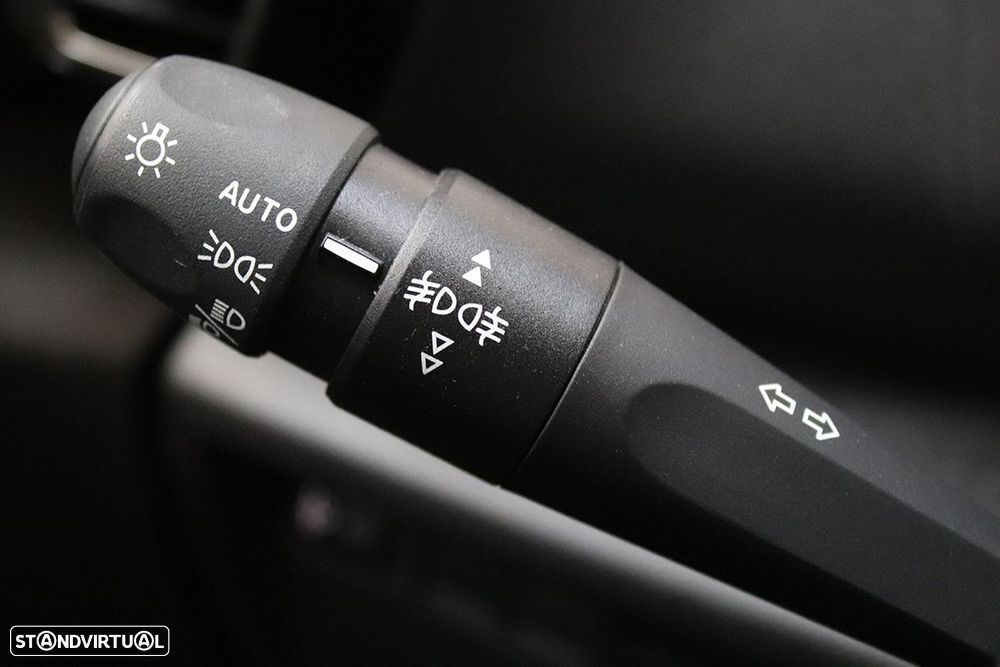 Citroën C4 1.2 PureTech Plus EAT8 - 13