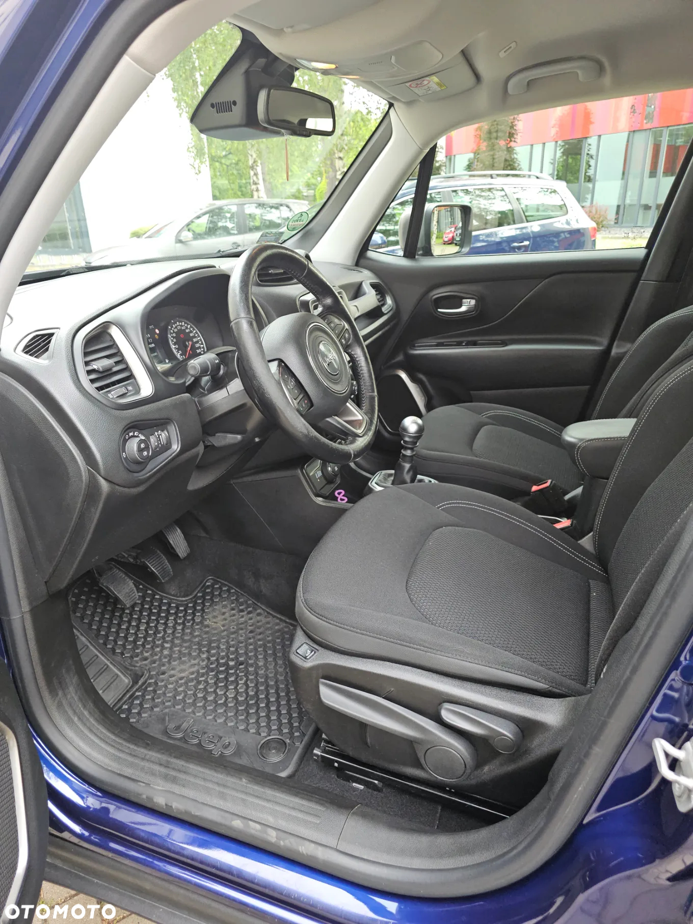 Jeep Renegade - 9